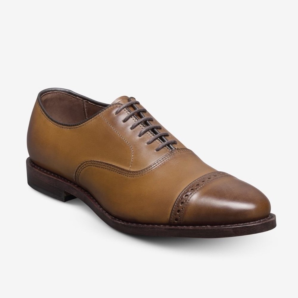 Allen Edmonds Fifth Avenue Cap-toe Oxford Dress Shoe - Size 10